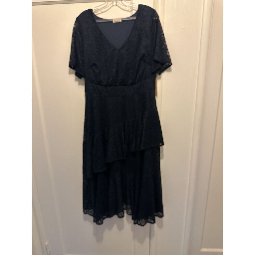 Kiyonna Dress 1X Navy Blue Floral Lace Wrap Midi Cocktail Evening‎ Romantic NEW